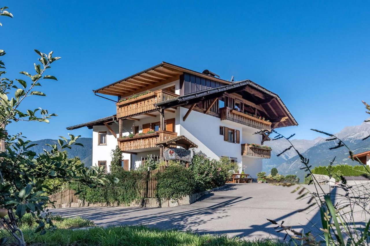 Plunerhof Schenna Exterior photo